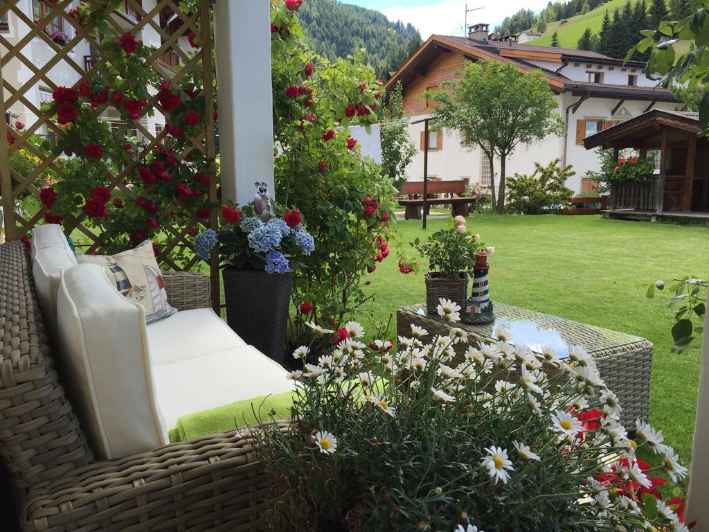 Apartments Vaiolet Santa Cristina Val Gardena Екстериор снимка