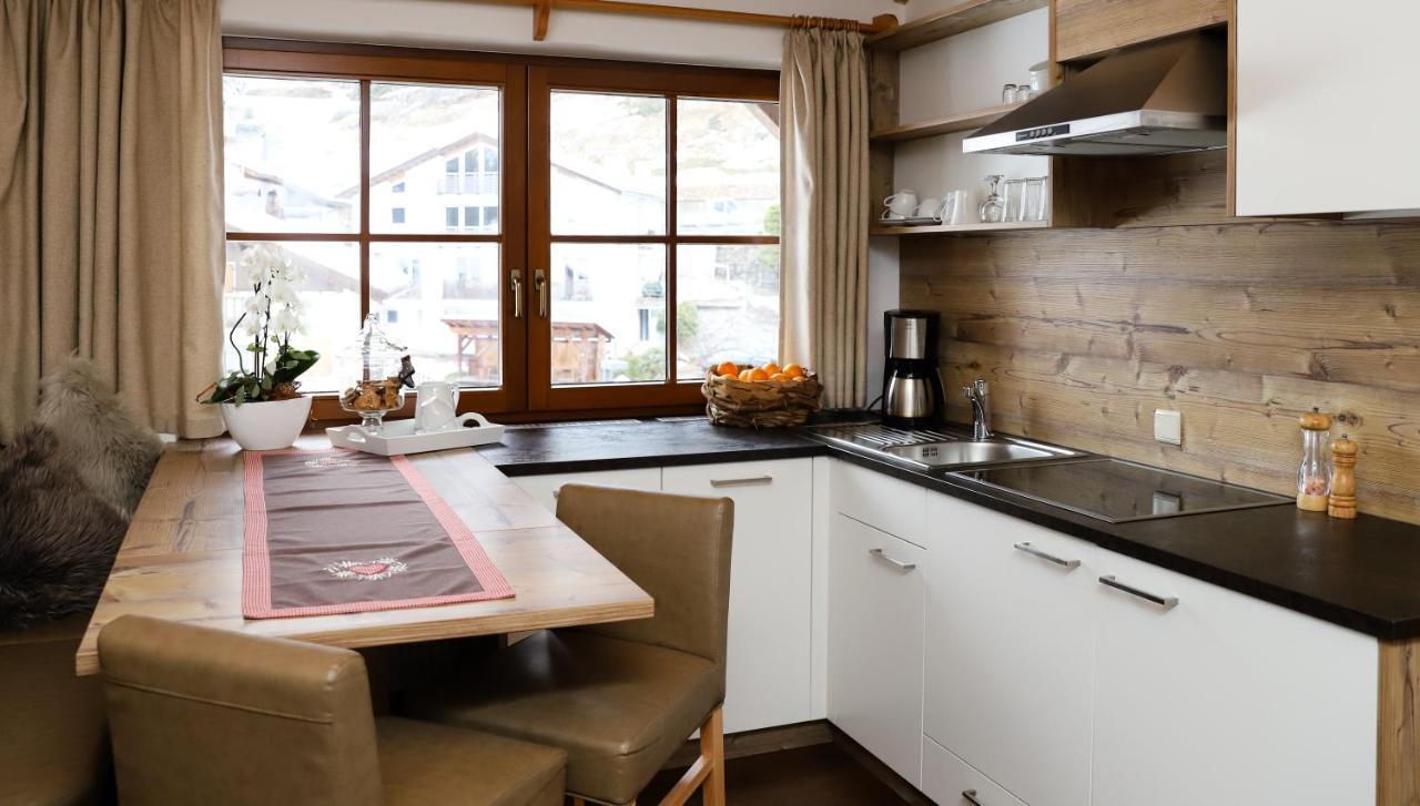 Apartments Vaiolet Santa Cristina Val Gardena Екстериор снимка